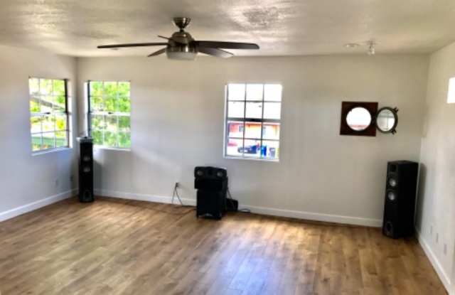 983 Hawaii Ave Gallery 4