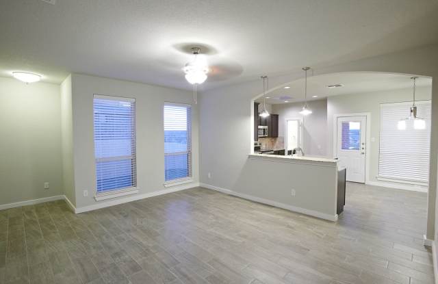 7122 Faith Way #102 Gallery 3