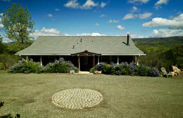 2077 Stagecoach Canyon Road photos photos