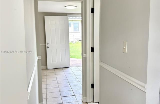 1350 SW 13th St photos photos 1350 SW 13th St photos photos