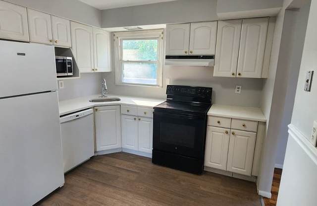700 Haven Pl - 700 Haven Place, Linden, NJ 07036
