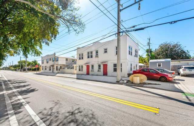 4561 Lake Avenue - 4561 Lake Avenue, West Palm Beach, FL 33405 4561 Lake Avenue - 4561 Lake Avenue, West Palm Beach, FL 33405