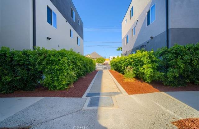 1427 S New Hampshire Avenue photos photos