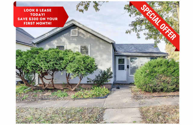 Spacious 2 Bedroom Iowa Home Available Now photos photos