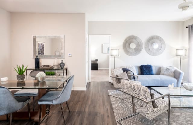 One Rocky Ridge Apartment Homes Gallery 4
