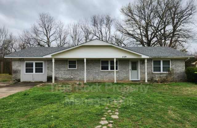 729 East 22nd Street photos photos