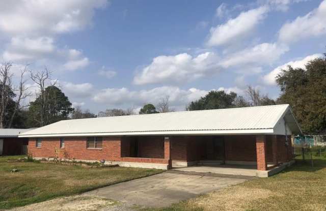2809 S Curtis Drive - 2809 South Curtis Drive, Iberia County, LA 70560