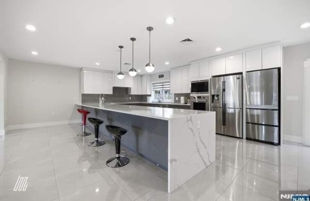 71 Dillingham Place Gallery 4