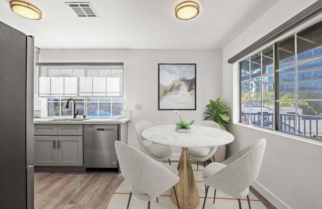 920 Everett Street apartments Gallery 3