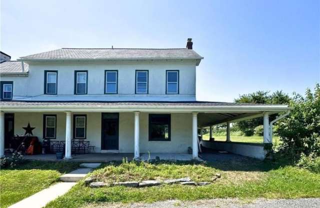 1140 Bull Frog Lane photos photos