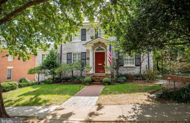 208 W WALNUT ST - 208 West Walnut Street, Alexandria, VA 22301