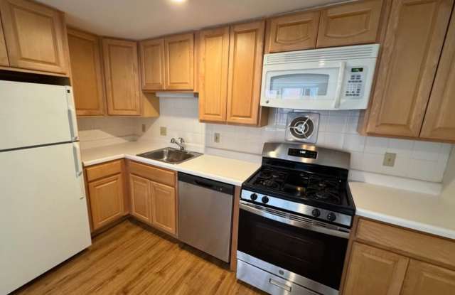 117 W Concord St photos photos