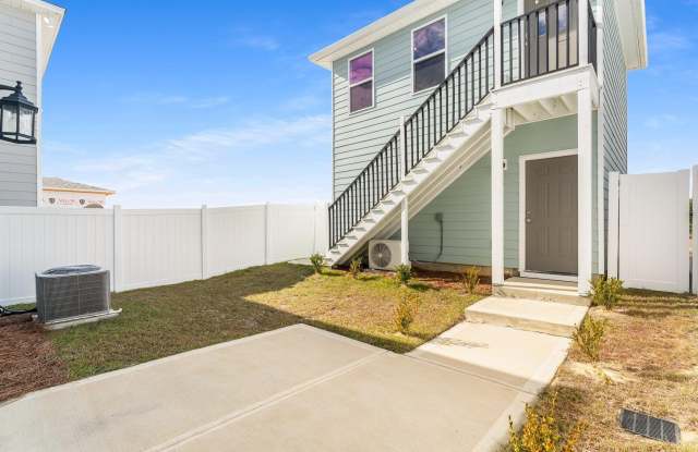 379 Arrowwood Boulevard photos photos