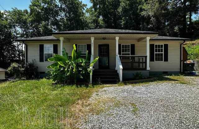 621 Latham Ave photos photos