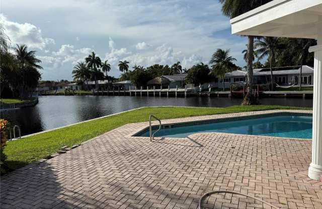 5251 NE 29th Avenue photos photos