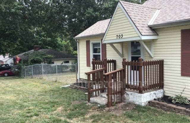 703 NE 83rd Street - 703 Northeast 83rd Street, Kansas City, MO 64118