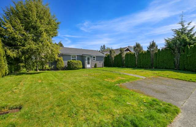 2 Bedroom, 1 Bathroom Available Now! photos photos