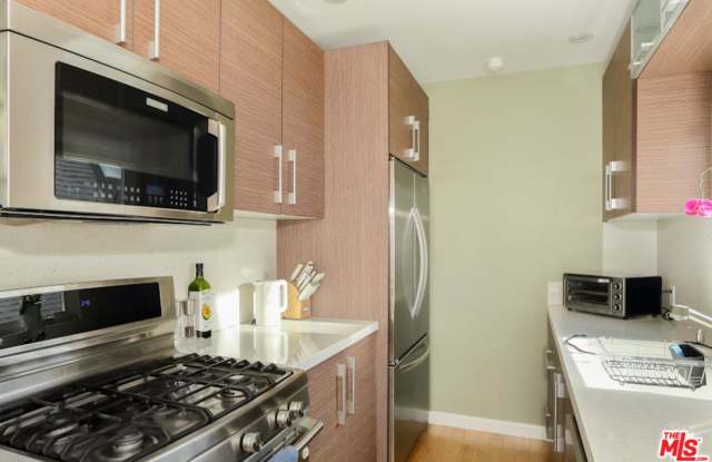 118 VISTA Place Gallery 3
