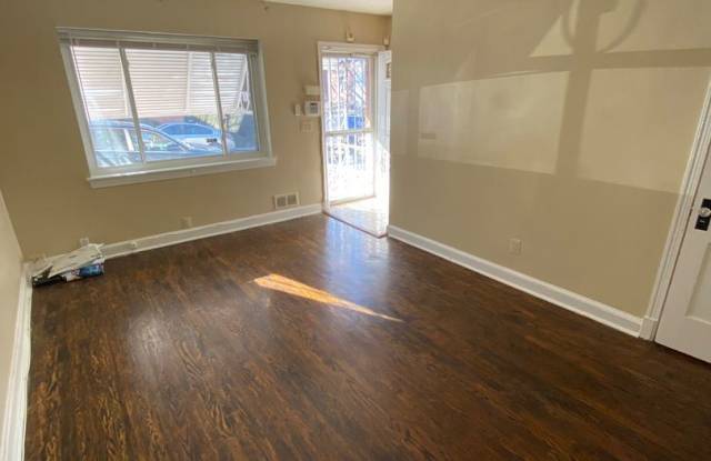 1312 Dexter Terrace SE Gallery 4