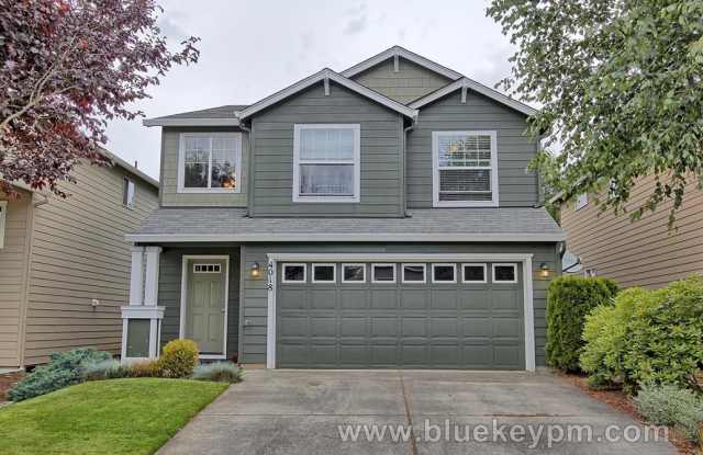Hazel Dell  4 Bed ,2.5 Bath with Neighborhood Pool and Fitness Center Near  NE 99th Street Gallery 1