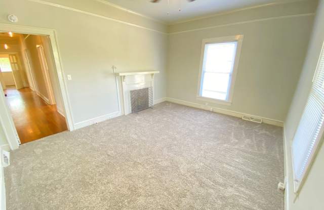 113 South Ridge Avenue Gallery 4