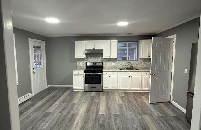 79 Byfield Street - 79 Byfield Street, Providence, RI 02905