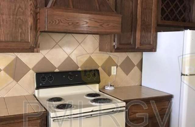 1603 Omni Gallery 2