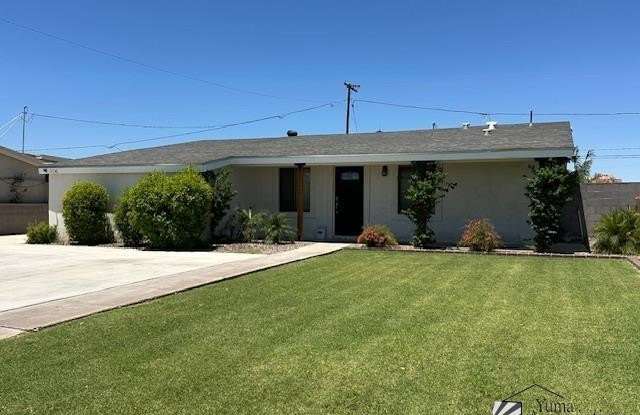 2116 S 8 AVE photos photos