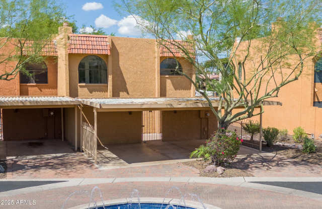 2500 N HAYDEN Road unit: 15 photos photos