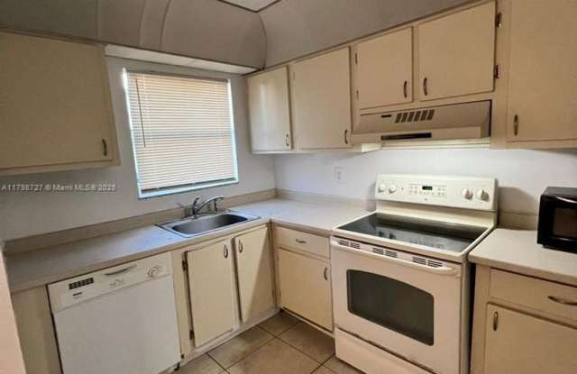 7903 SW 8th Street, North Lauderdale, FL 33068 photos photos
