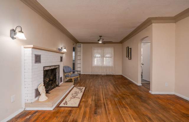 3 BEDROOM 1 BATHROOM HOUSE FOR RENT photos photos