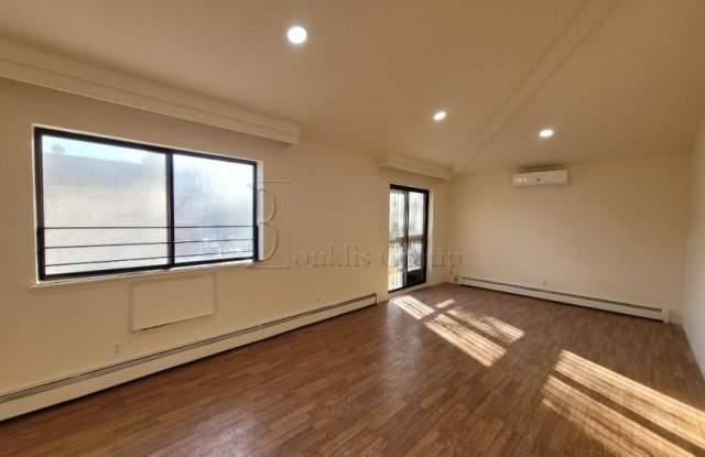 12-01 26th Avenue Gallery 4