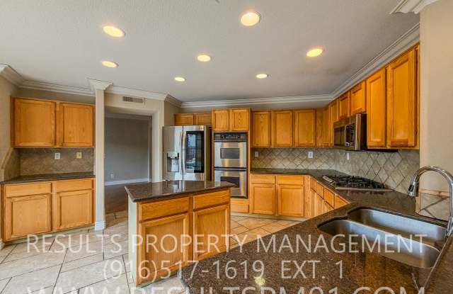 Granite Bay! Gated Community 4 Bedroom and Pool! Gallery 4