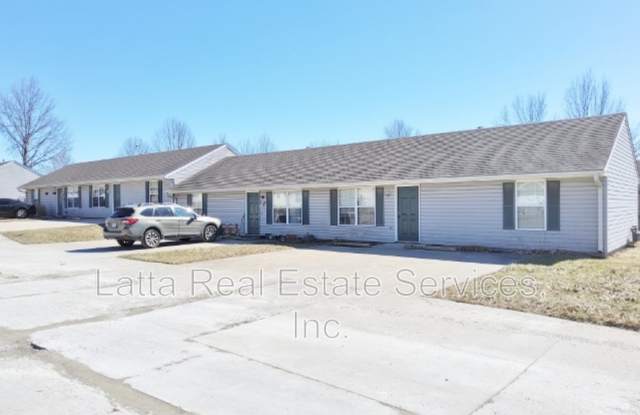 422 S Johnson Dr #1 - 422 South Johnson Drive, Odessa, MO 64076