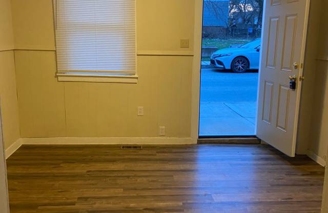 3 Bedroom House, Garage-York City SD photos photos