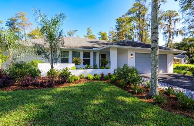 ***GREAT LOCATION LOGAN WOODS***OVERSIZED LOT WITH 2.27 ACRES***NON HOA***PET FRIENDLY***MODERN FINISHES***QUIET STREET/AREA*** photos photos