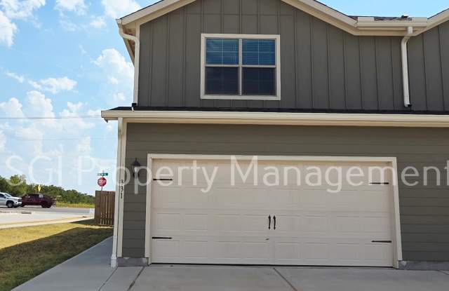 331 Stone Ct Gallery 2