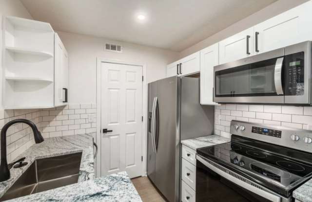 769 Milcrest Dr photos photos