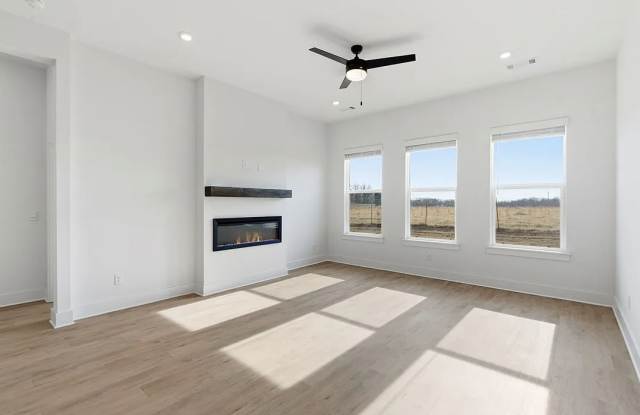 2311 Longfellow Drive - 2311 Longfellow Drive, Conway, AR 72034