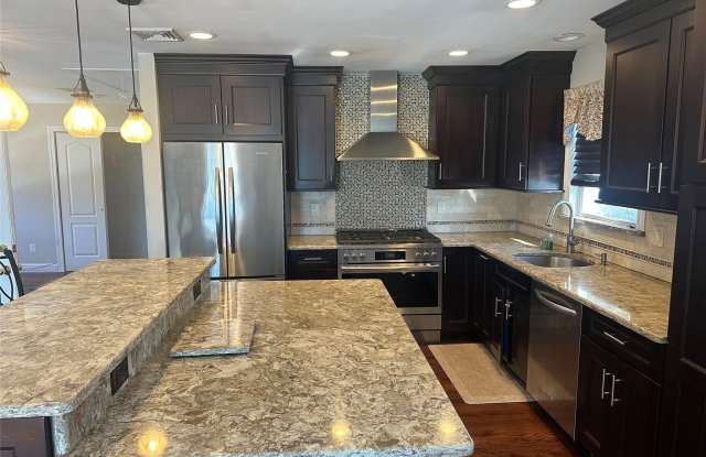 17 Lee Avenue photos photos