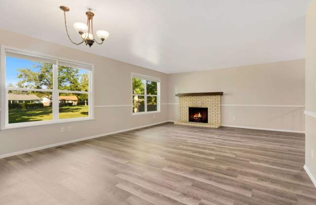 Freshly Updated 4 Bedroom Home Gallery 4