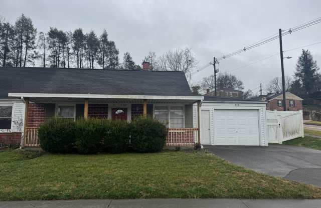 2 Bedroom 1 Bath Duplex Located in Kingsport, TN photos photos