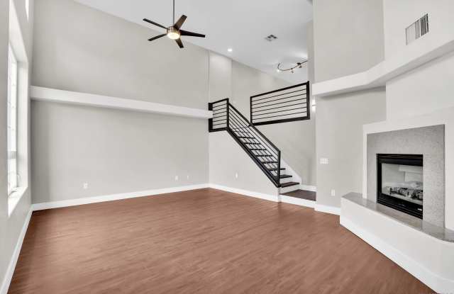 112 W Douglas Ave - 112 West Douglas Avenue, El Cajon, CA 92020