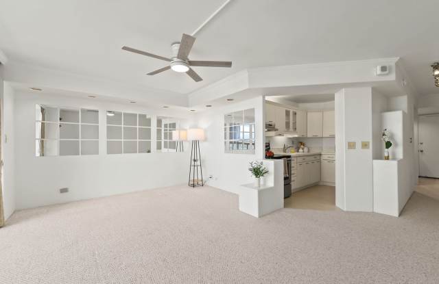 AVAILABLE NOW! 1-Bedroom / 1-Bath / 1 Parking | Diamond Head & City Views | In-Unit Washer & Dryer | Pet Friendly(cat or small dog) Gallery 4