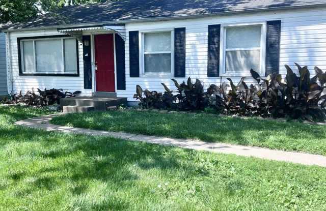 Adorable 3 bed 1 bath home in Bellefontaine Neighbors - 1157 Nectar Drive, Bellefontaine Neighbors, MO 63137