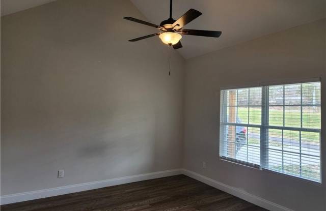 1310 Castleberry Bridge Road Gallery 4
