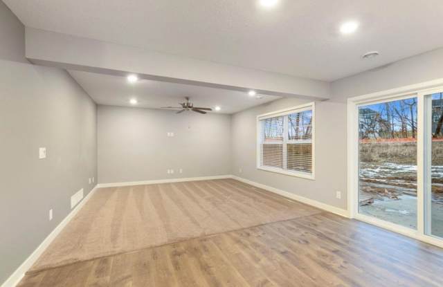 Luxury 3-Bed, 3-Bath Townhome in Prior Lake for $2,850/month! Gallery 4