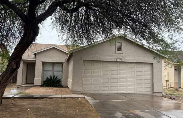 El Mirage 3 bed, 1 bath, 2 car garage, Fresh paint and carpet photos photos