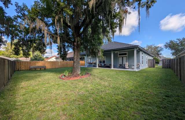 3BR/2BA Turkey Creek Home – Resort-Style Amenities & Lawn Care Included. Gallery 1