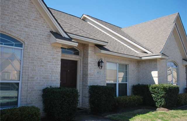 302 Fraternity Row - 302 Fraternity Row, College Station, TX 77845